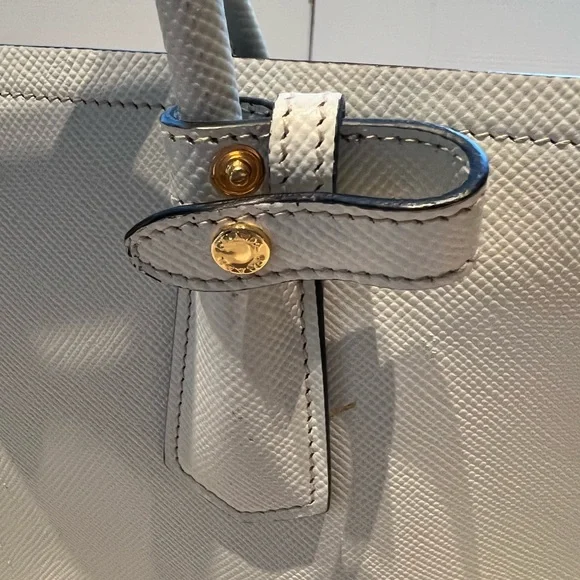 Prada Cuir Tote White - Picture 13 of 16